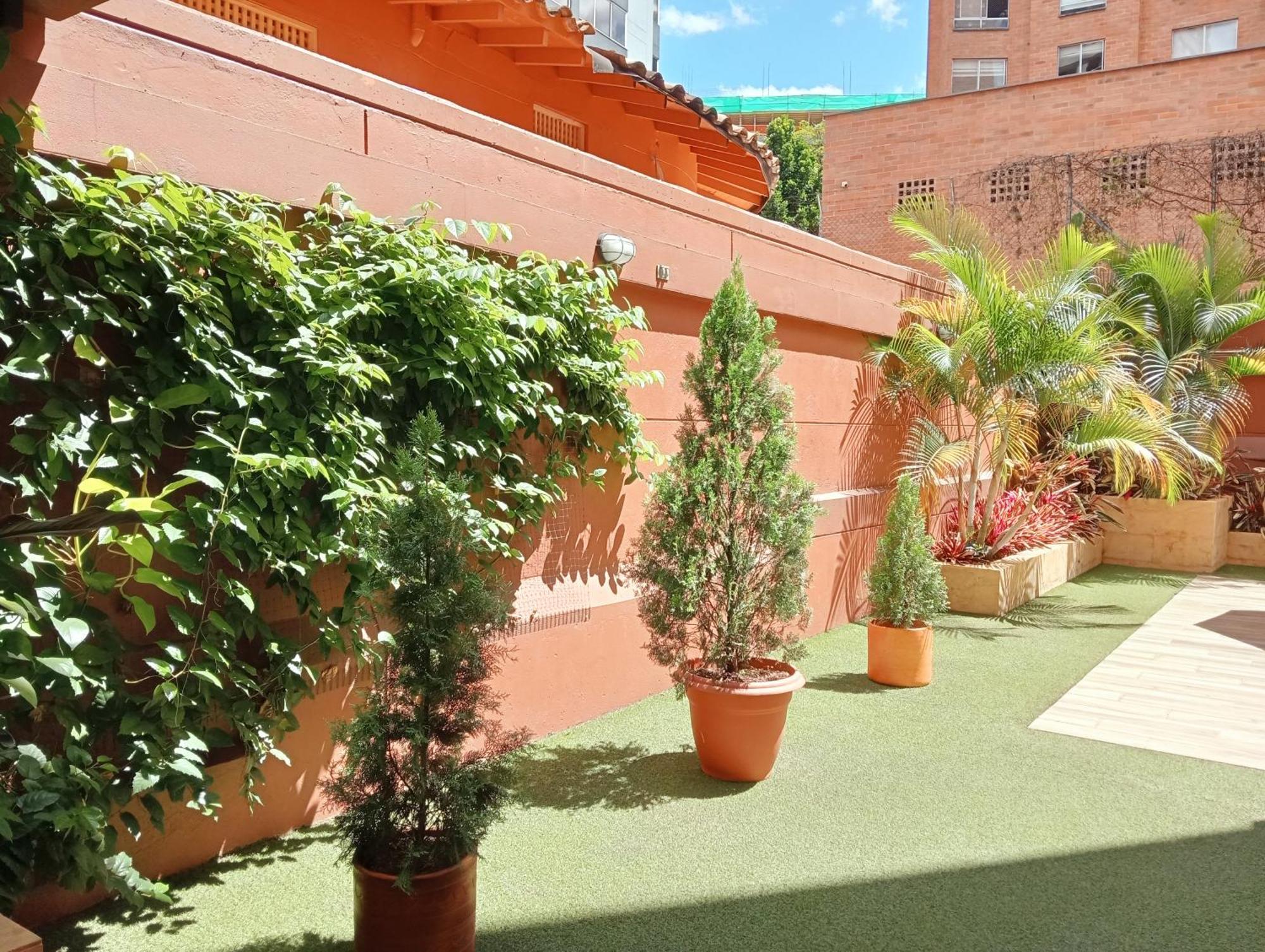 Hotel Lomas 10 Medellin By Dico Extérieur photo