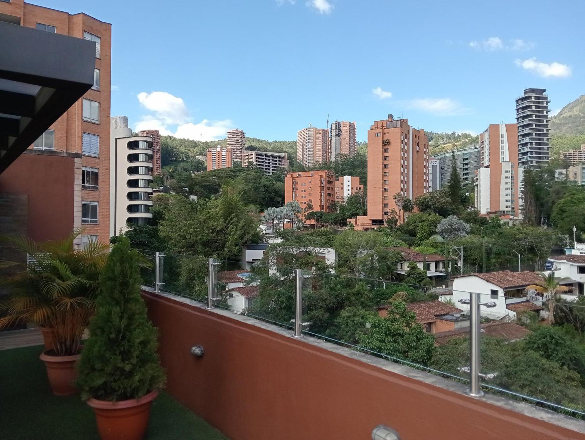 Hotel Lomas 10 Medellin By Dico Extérieur photo