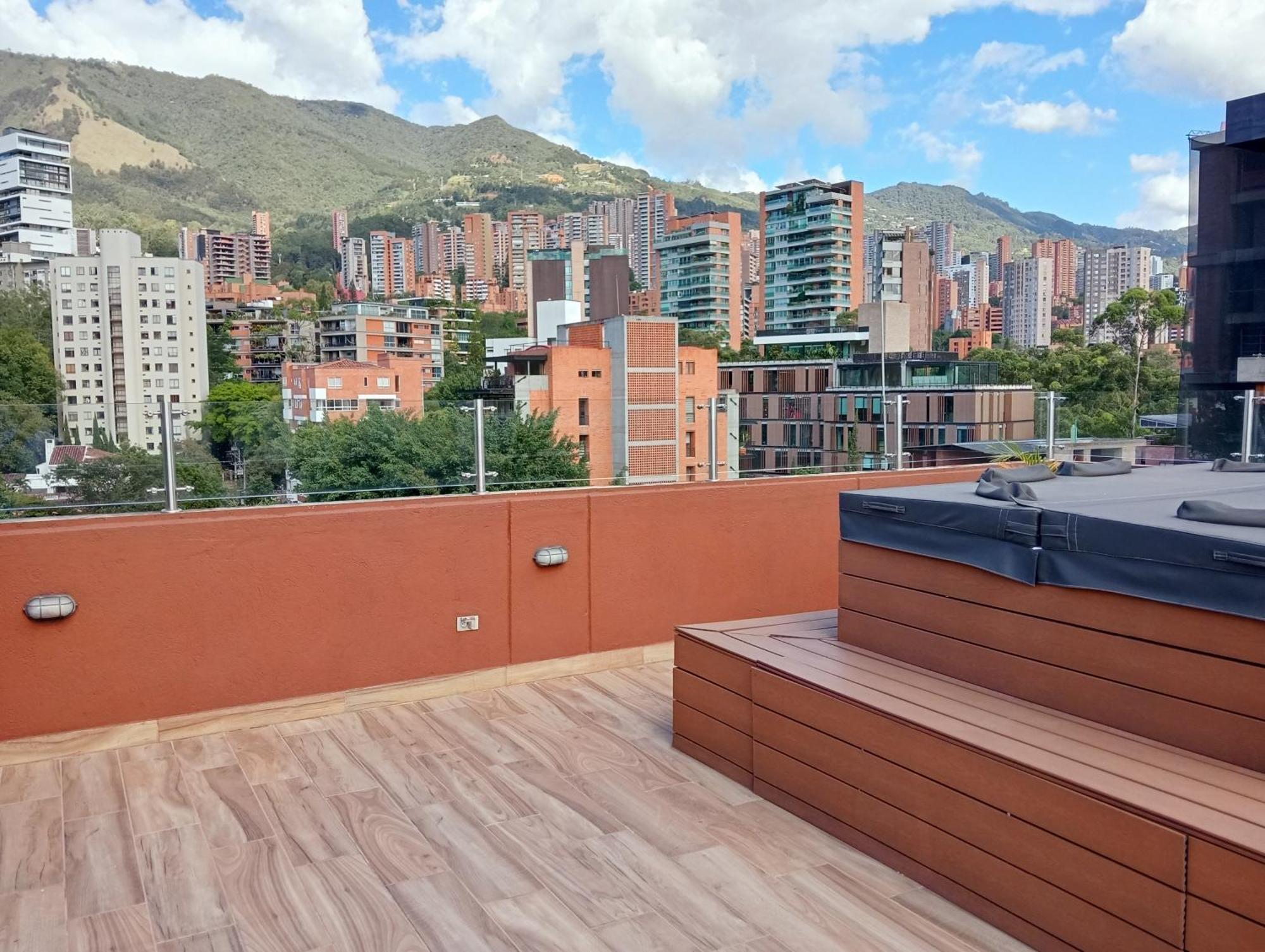 Hotel Lomas 10 Medellin By Dico Extérieur photo