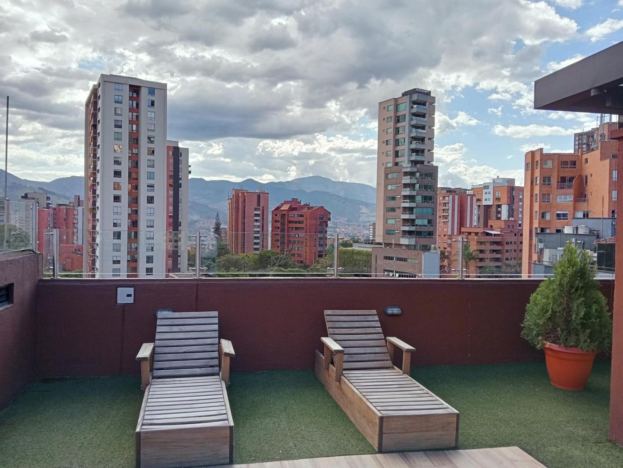 Hotel Lomas 10 Medellin By Dico Extérieur photo