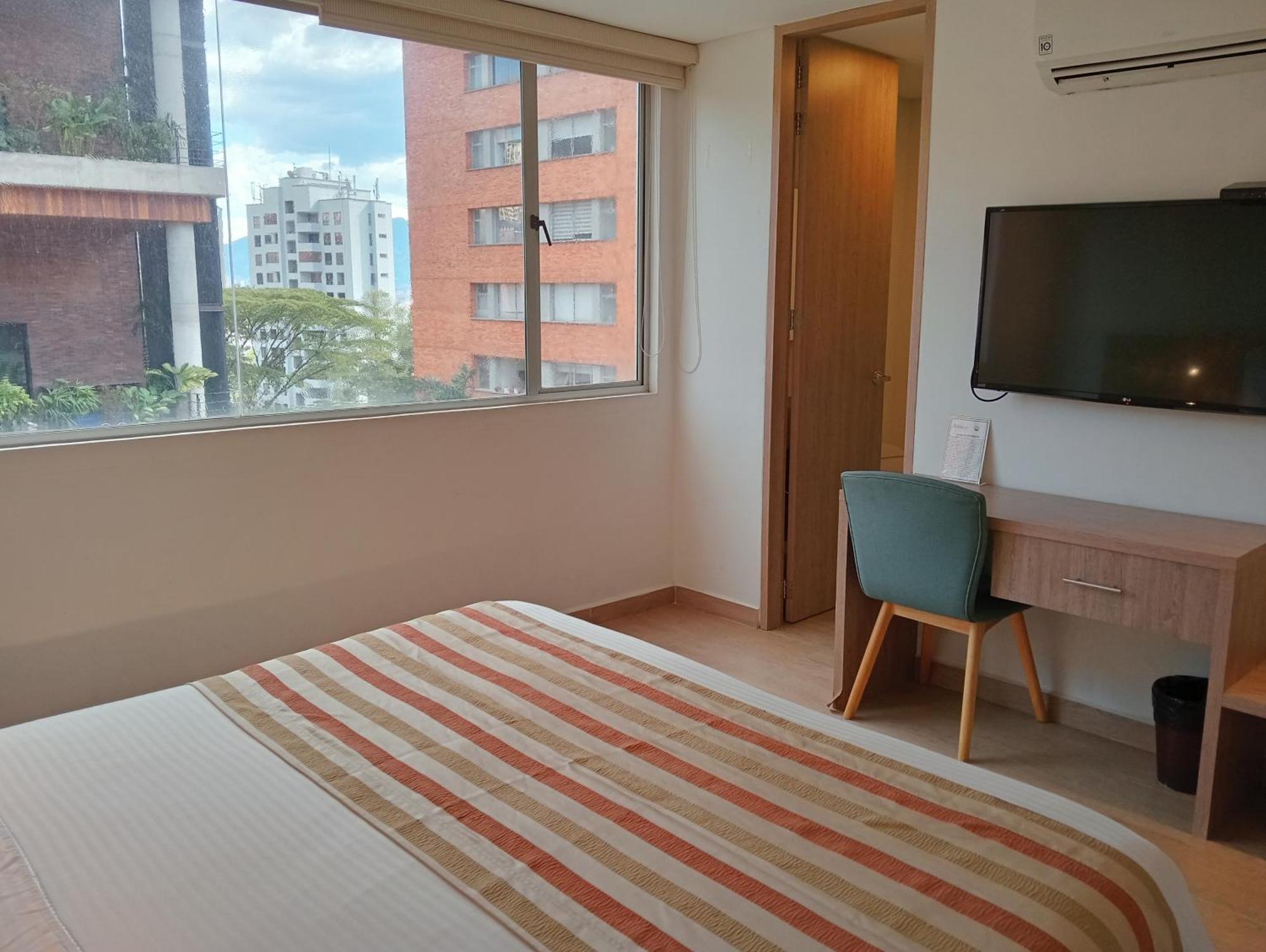 Hotel Lomas 10 Medellin By Dico Extérieur photo