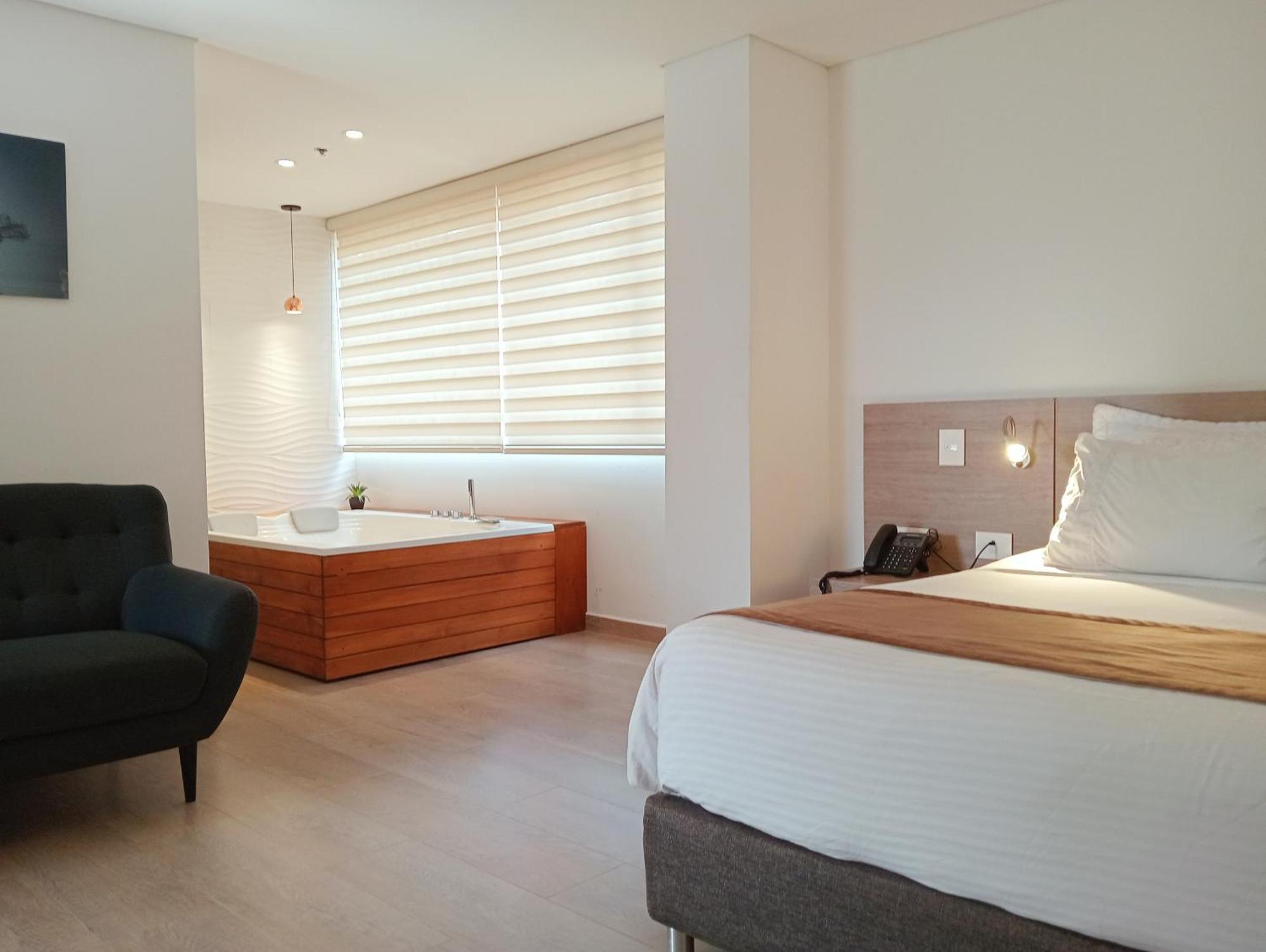 Hotel Lomas 10 Medellin By Dico Extérieur photo