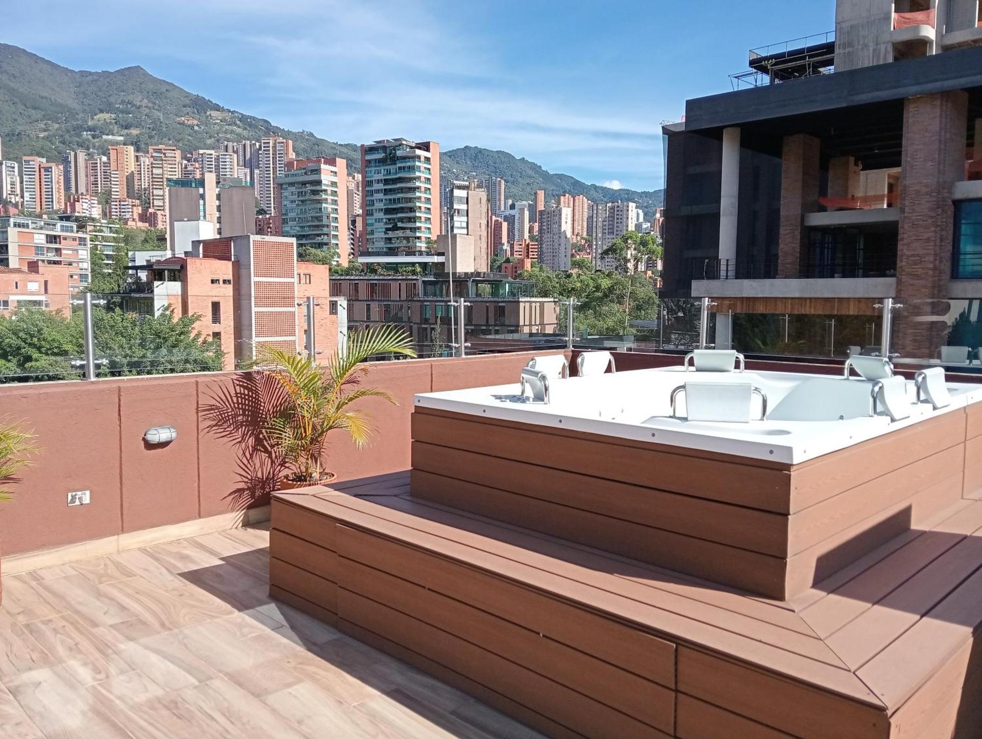 Hotel Lomas 10 Medellin By Dico Extérieur photo