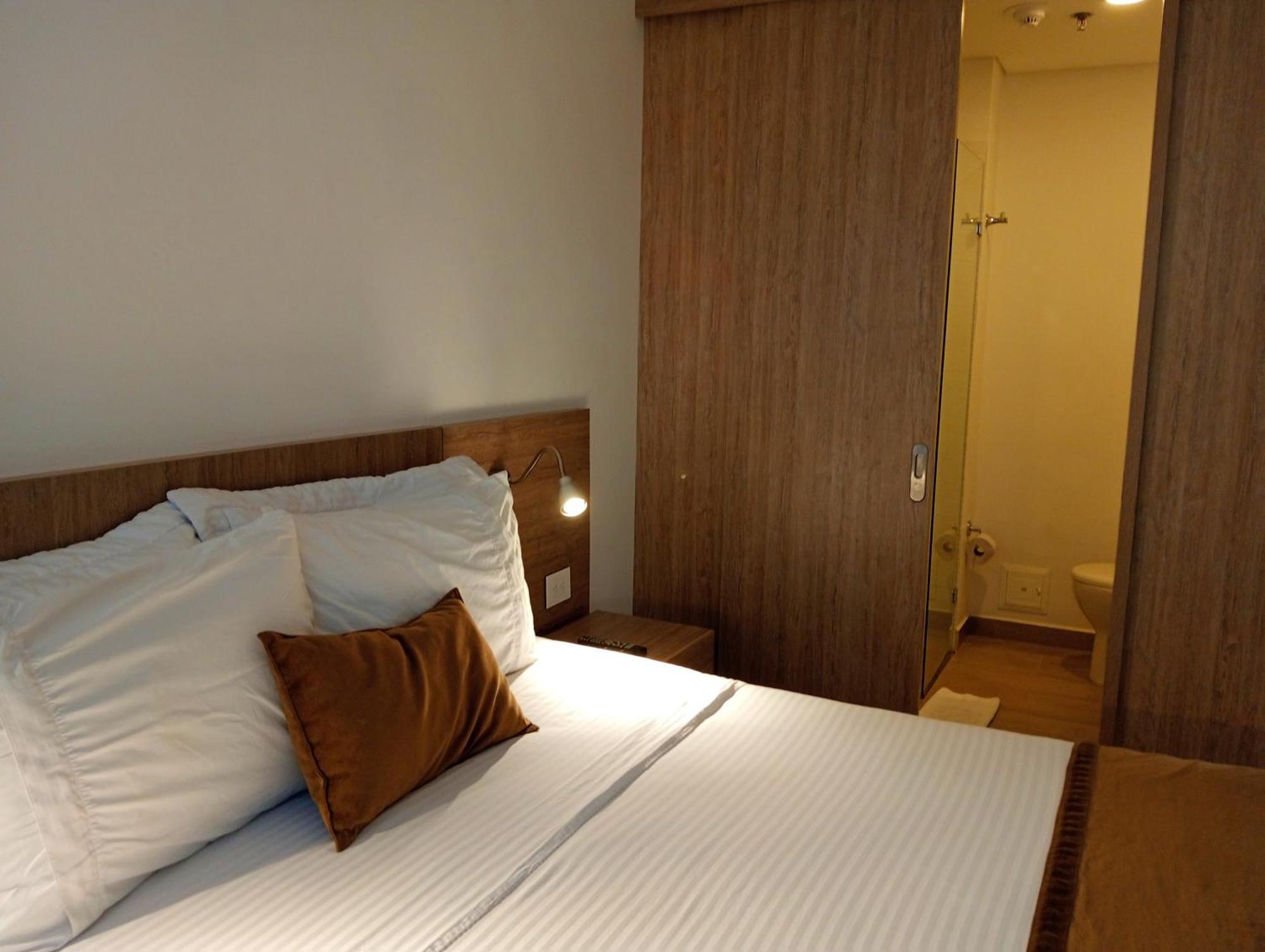 Hotel Lomas 10 Medellin By Dico Extérieur photo